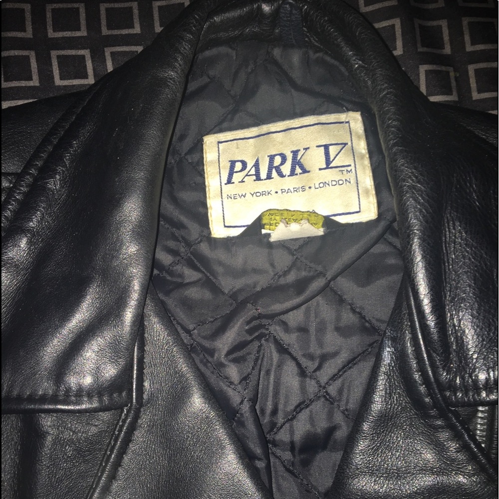 Leather jacket - Picture 2 of 2
